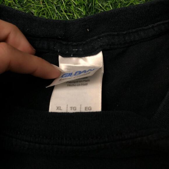 Black Evergreen Physical Therapy Graphic Tee - Picture 5 of 5